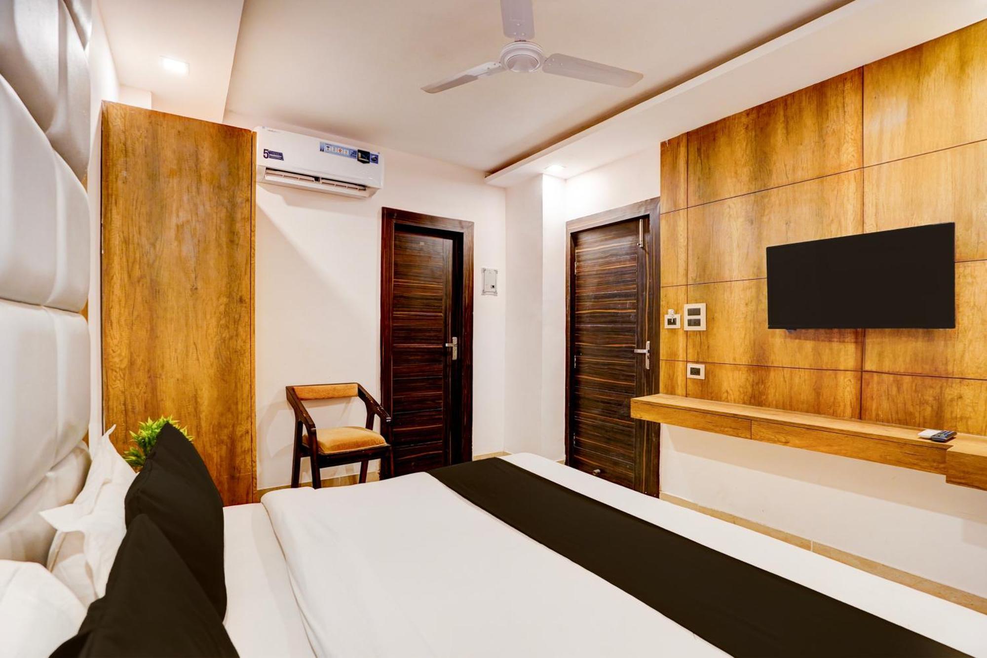 Raiwala Super Hotel O Haridwar Near Shanti Kunj מראה חיצוני תמונה